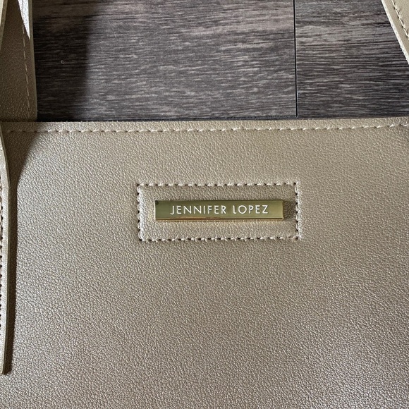 JLO Women’s Tote Handbag - Picture 2 of 7